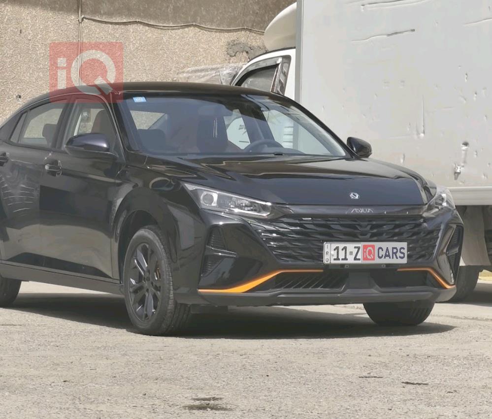 دۆنگ فینگ شاین